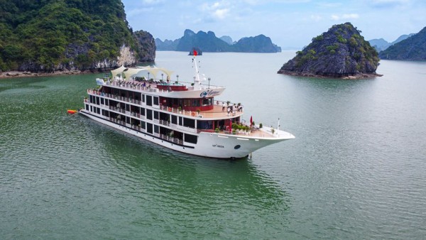 Halong Bay Luxury Cruise 2 Days 1 Night – Aspira Cruise from Hanoi