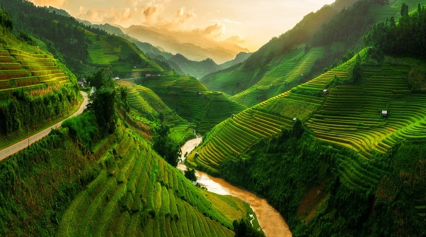 4-Day Hanoi & Sapa Tour with Fansipan Cable Car & VIP Cabin Bus