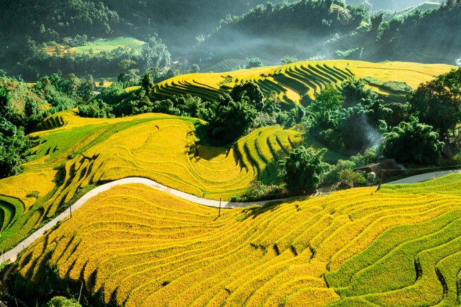 4-Day Hanoi & Sapa Tour with Fansipan Cable Car & VIP Cabin Bus