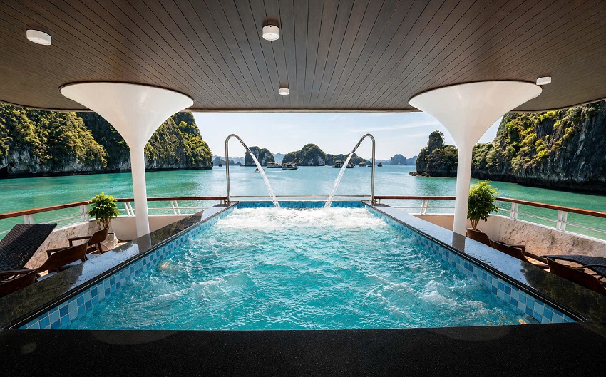 Ha Long Sea La Vie 5-Star Cruise with Buffet & Jacuzzi