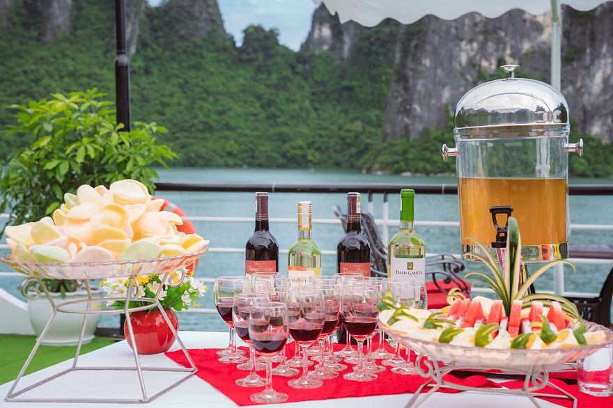 Harmony Cruise Halong Bay 1 Day Tour from Hanoi