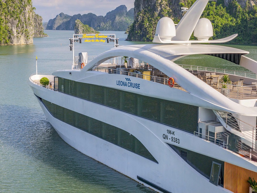 Halong Bay Luxury Day Cruise from Hanoi | Leona 6-Star Cruise Tour