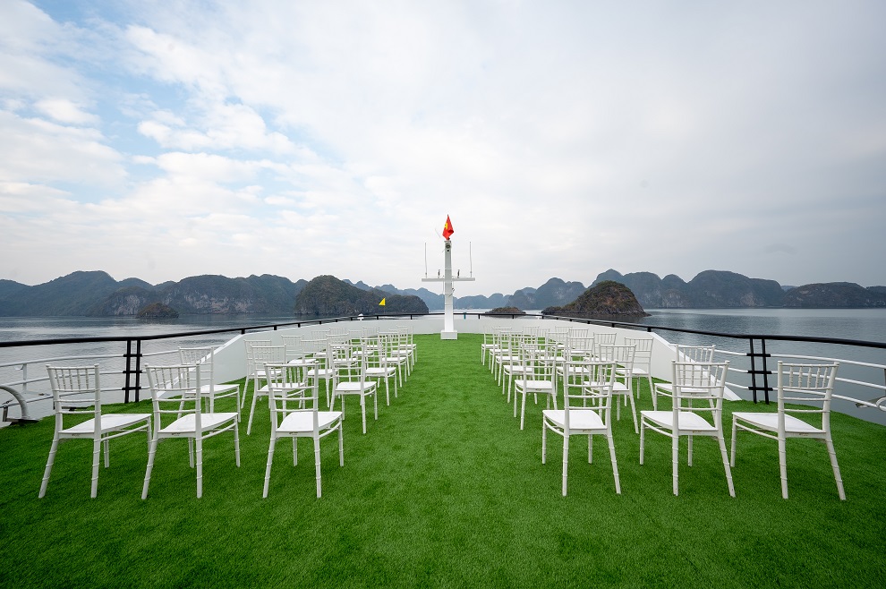 Dragonbay Premium Cruise 3 Days 2 Nights
