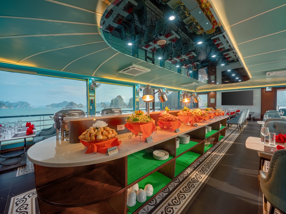Selina Cruise Halong Bay Day Tour