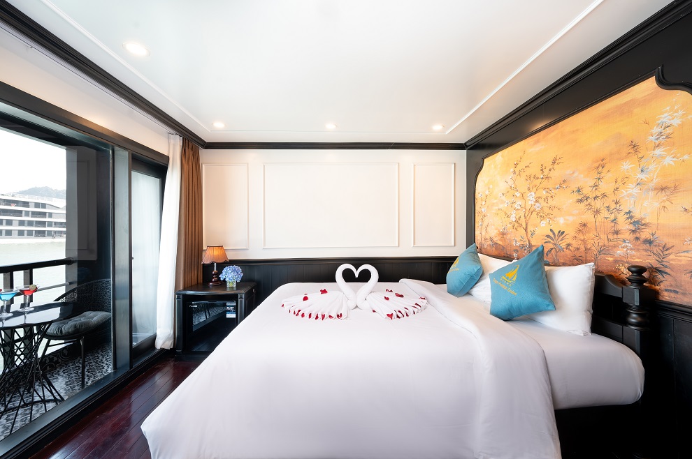 Dragonbay Premium Cruise 3 Days 2 Nights