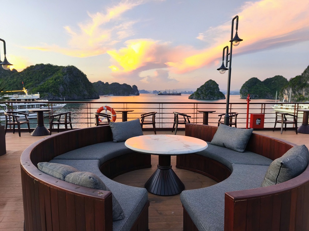 Cycad Cruise Ha Long Bay 2 Days 1 Night