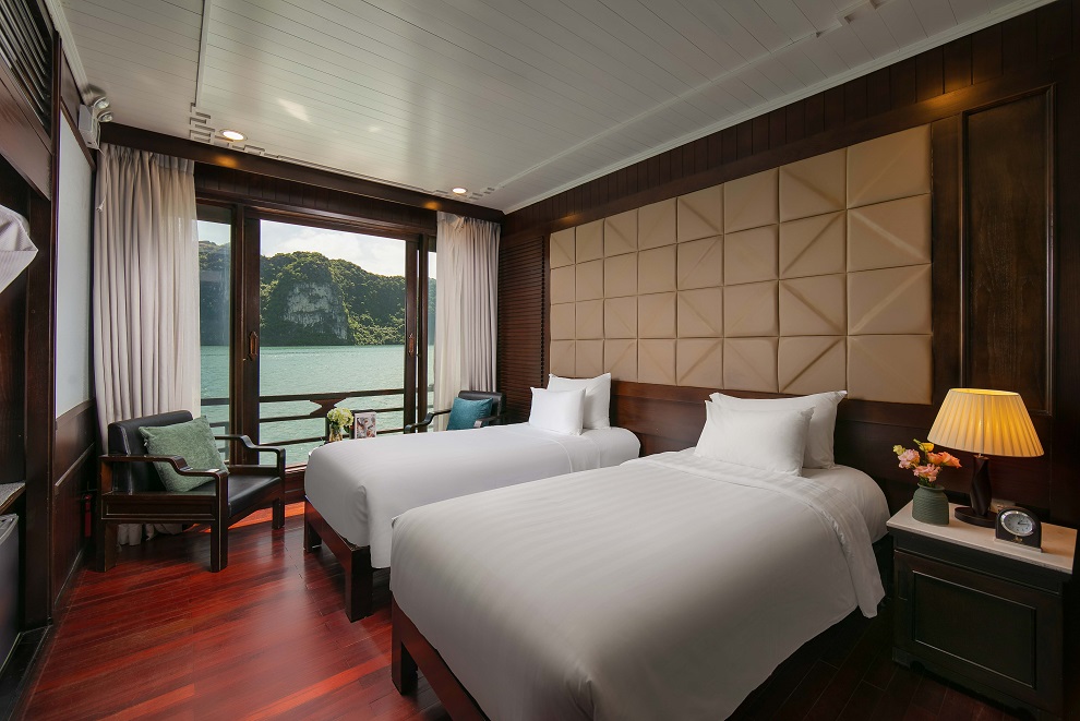 Phoenix Cruise Ha Long Bay 2 Days 1 Night