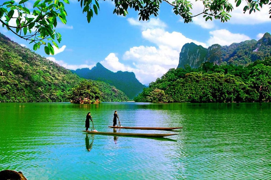 Cao Bang Ban Gioc Waterfall & Ba Be Lake Tour 4 Days 3 Nights