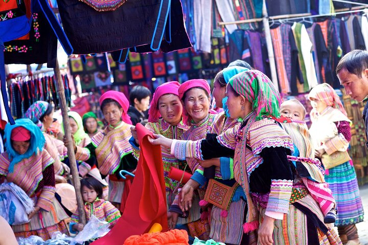 Sapa to Bac Ha Market 1 Day Tour