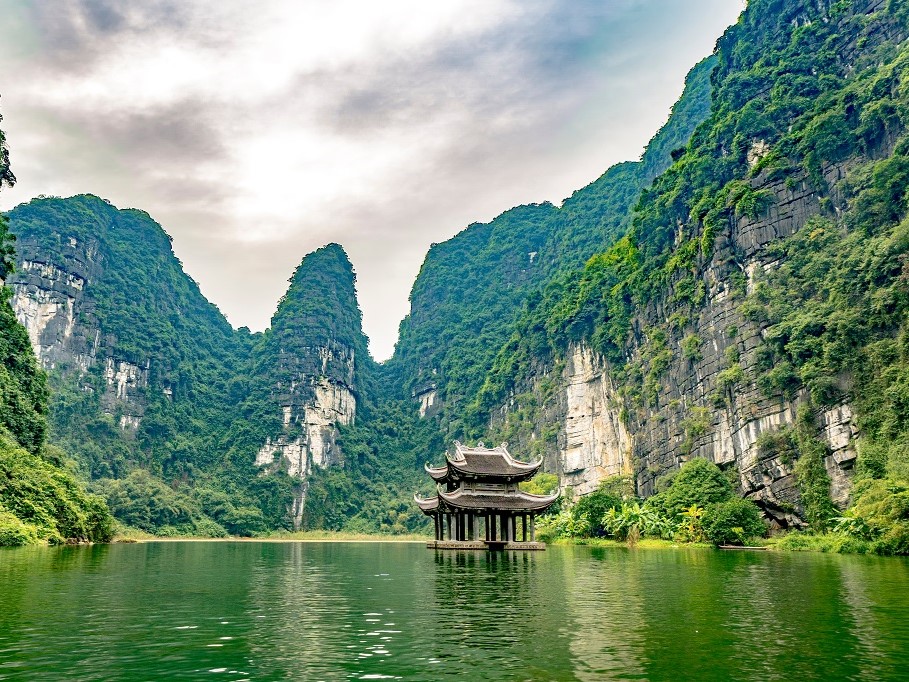 Bai Dinh Trang An 1 Day Tour from Hanoi – Best Ninh Binh Trip