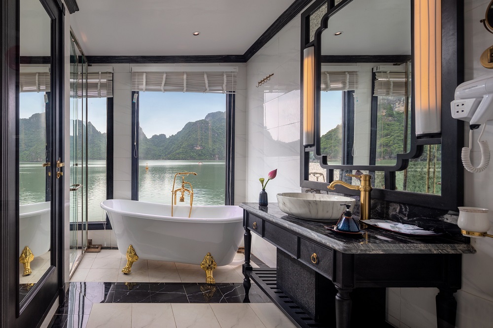 Luxury Lan Ha Bay Cruise 3 Days 2 Nights | Aurora Cruise Ha Long