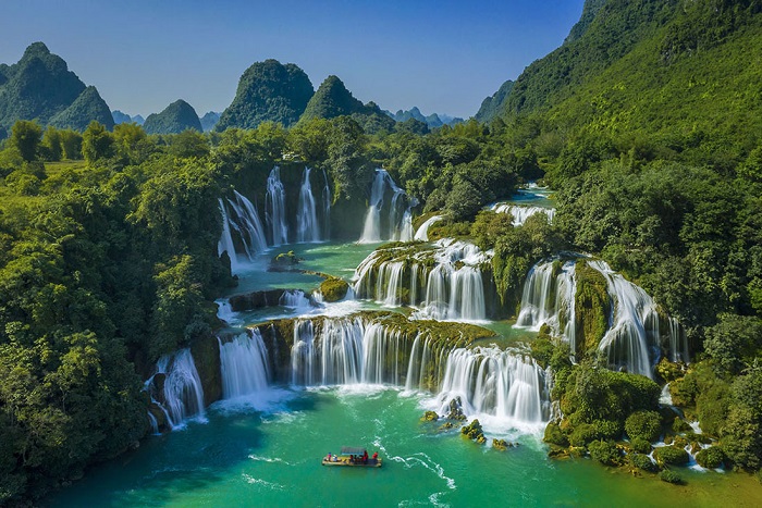 Cao Bang – Ba Be Loop Motorbike Tour 4 Days 4 Nights