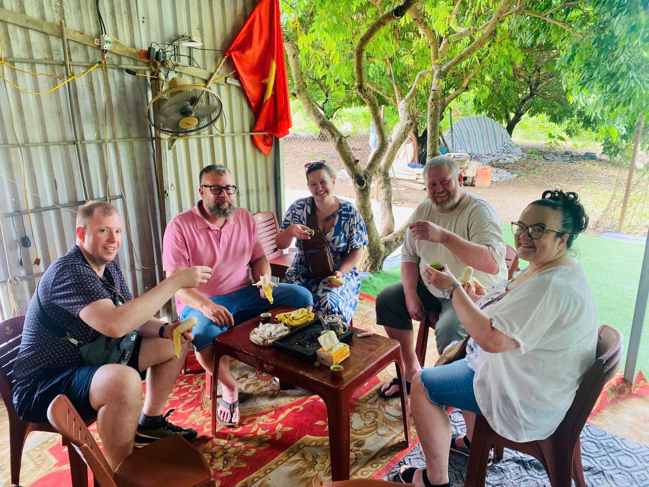 Hanoi Vintage Jeep Food Tour for Food Lovers & Street Food Fans