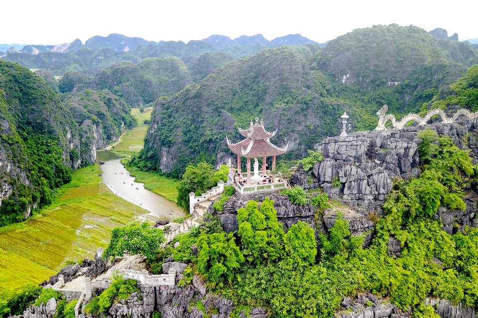 Ninh Binh 1 Day Tour from Hanoi: Hoa Lu – Tam Coc – Mua Cave